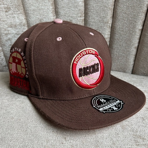 Houston Rockets Brown Sugar Bacon Fitted 8 Mitchell and Ness Ball Cap - Picture 1 of 3